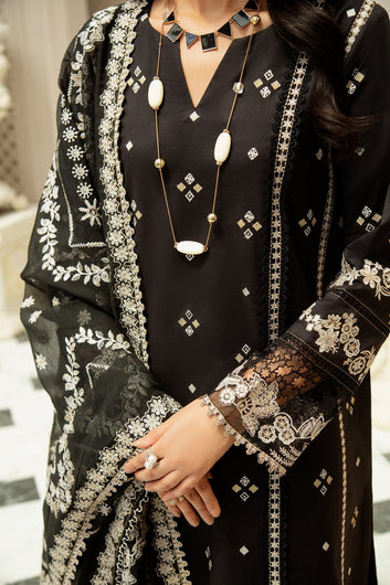 Grace Embroidered Lawn 3pc Suit